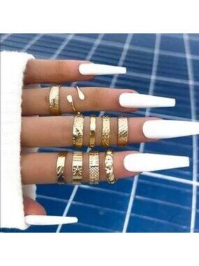 Gold 10pc textured ring set